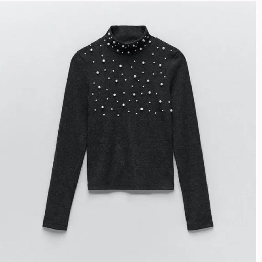 WOMEN'S SOFT FEEL PEARL SWEATSHIRT NWT